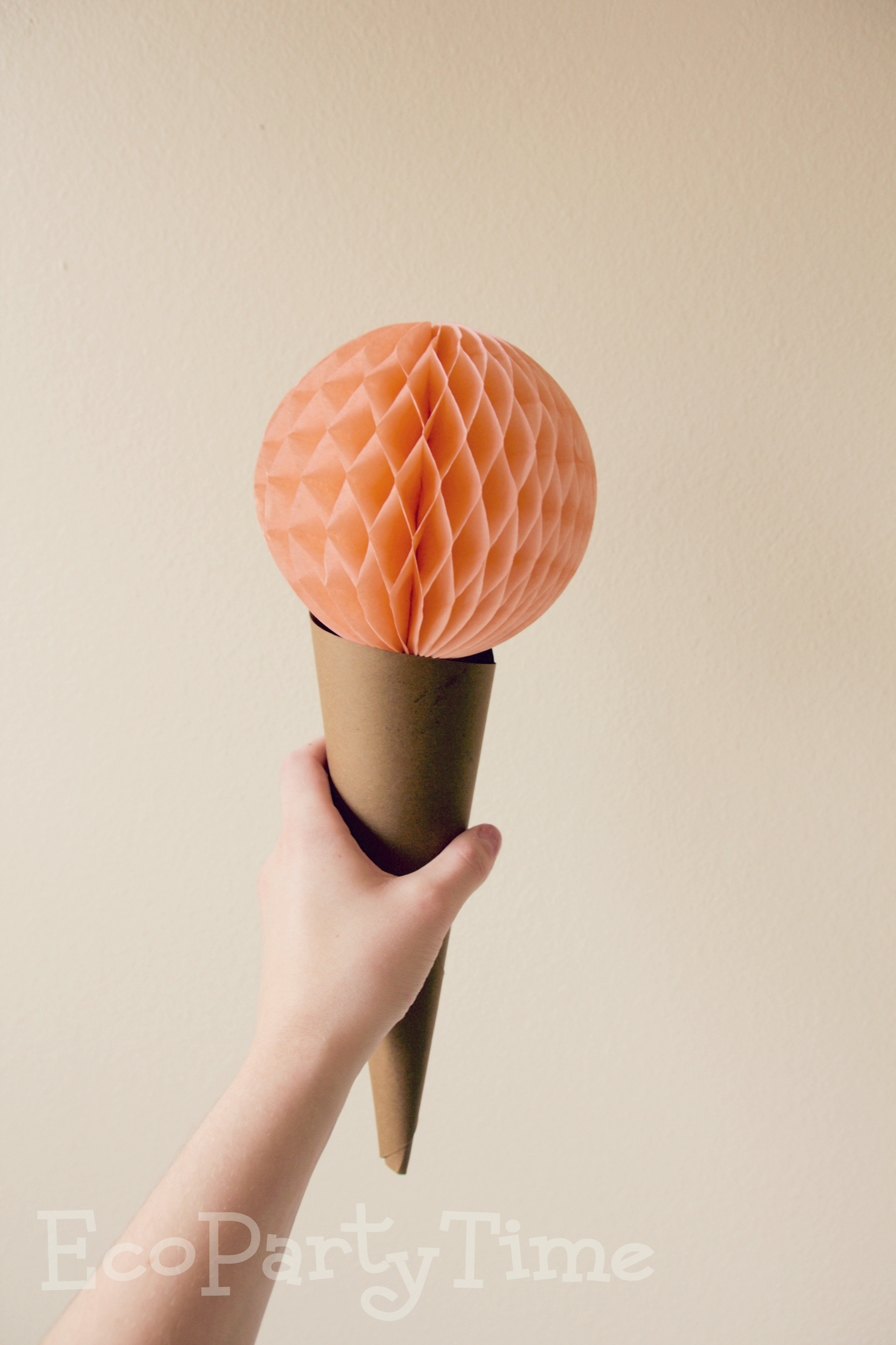 Ecopartytime: Fun Uses for Tissue Fans and Tissue Balls