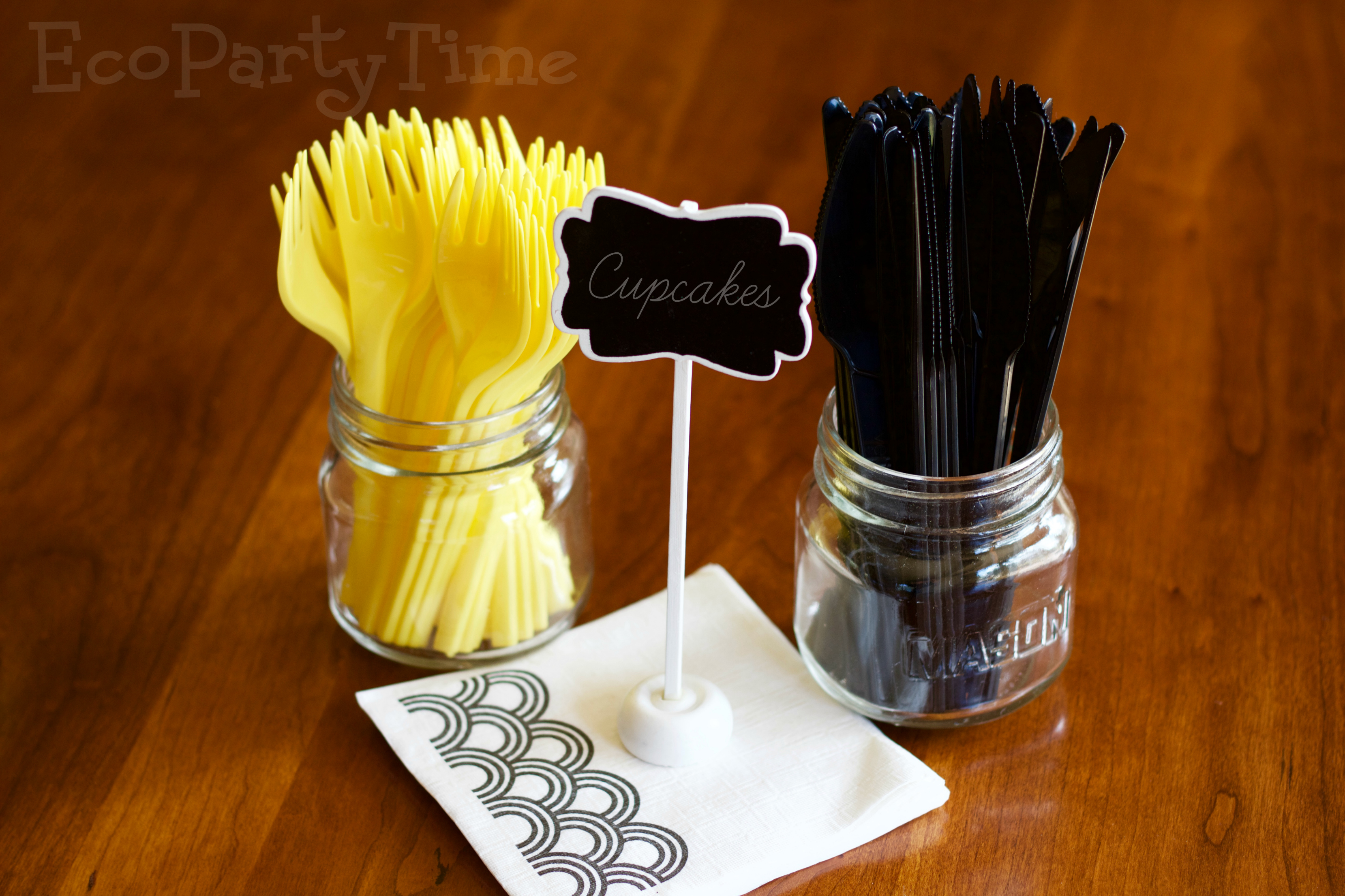 Ecopartytime: Bumble Bee Birthday Party